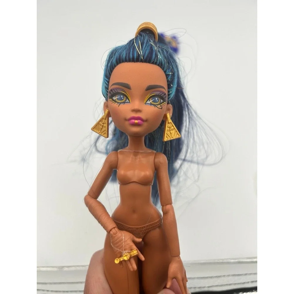 Monster High Monster Ball Cleo De Nile fashion doll